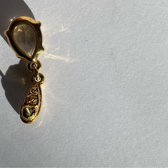 EVEVIC crystals from SWAROVSKI dangle earrings for pierced ears - Picture 10 of 12